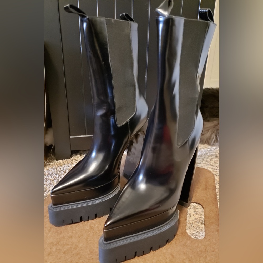 Versace Aevitas Pointy Platform Boots